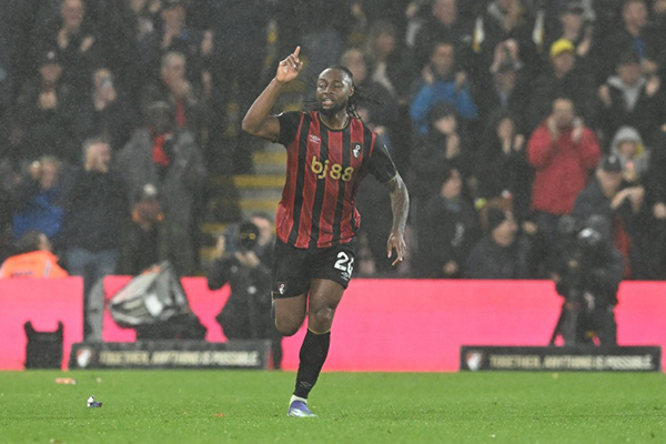 球探爆料:塞梅尼奥爆种引曼联<a href=/zuqiusai/hotspur/ target=_blank class=infotextkey>热刺</a>争抢,表现已超预期